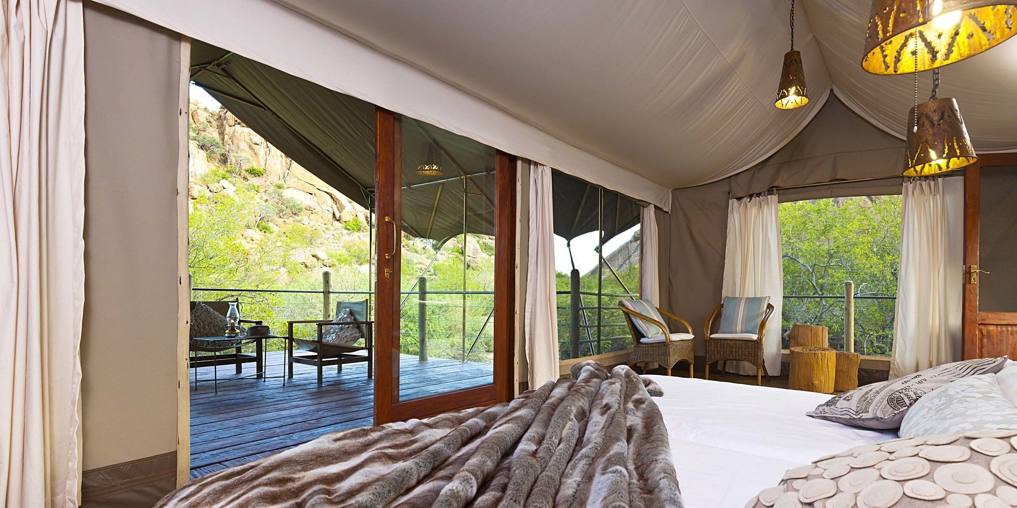 Erongo Wilderness Lodge โอมารูรู ภายนอก รูปภาพ