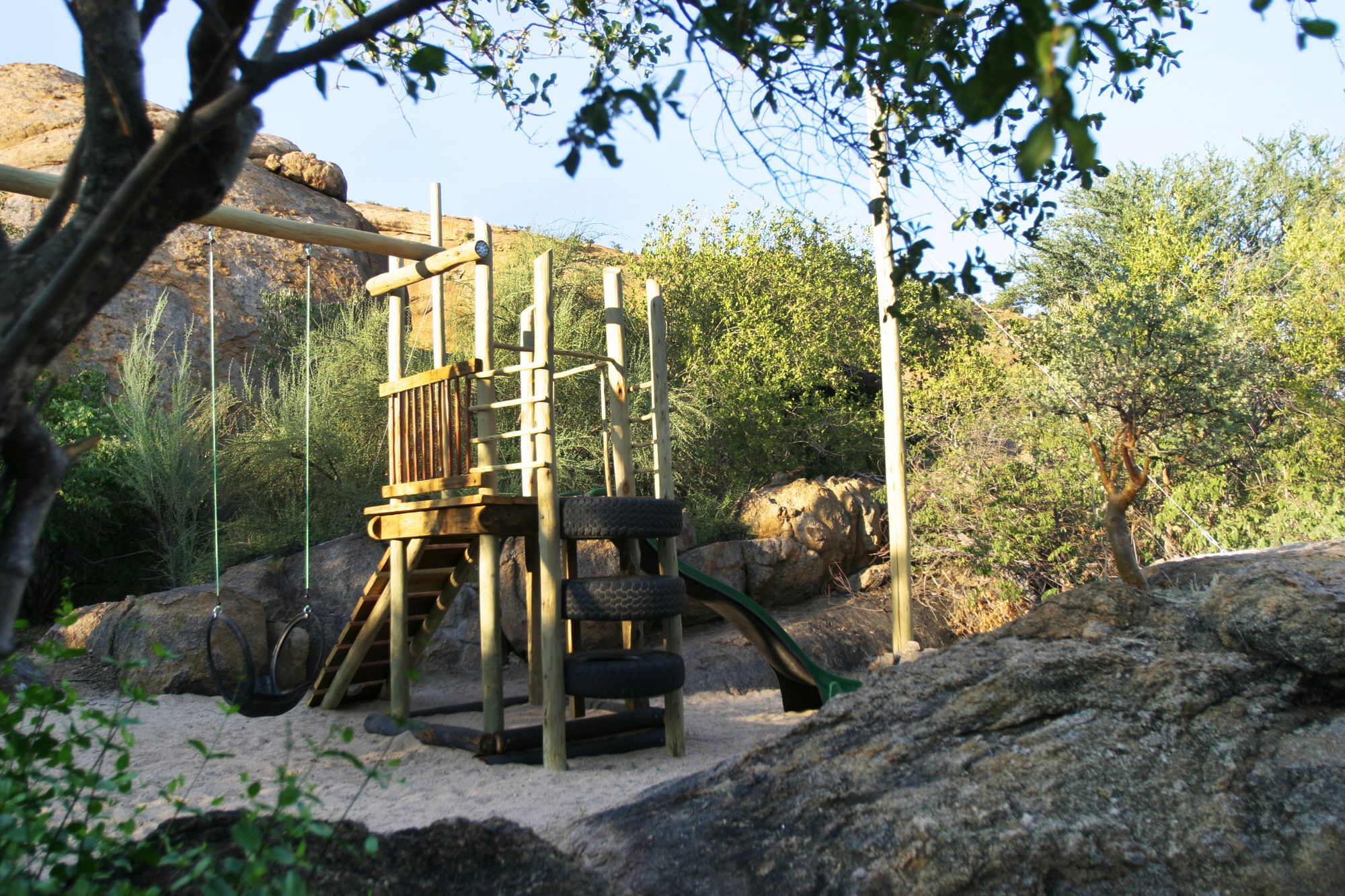Erongo Wilderness Lodge โอมารูรู ภายนอก รูปภาพ