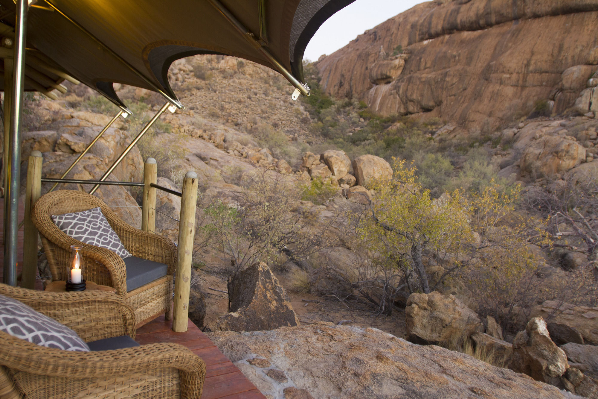 Erongo Wilderness Lodge โอมารูรู ภายนอก รูปภาพ