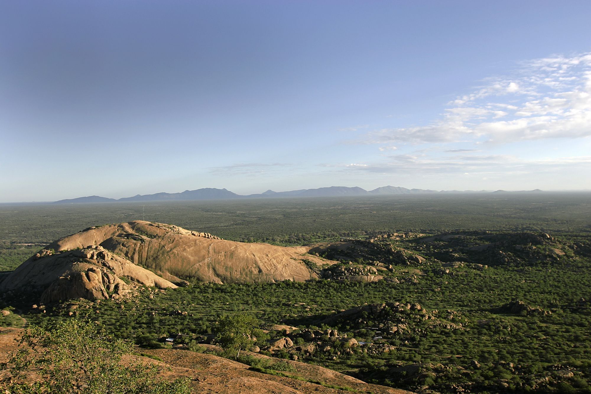 Erongo Wilderness Lodge โอมารูรู ภายนอก รูปภาพ