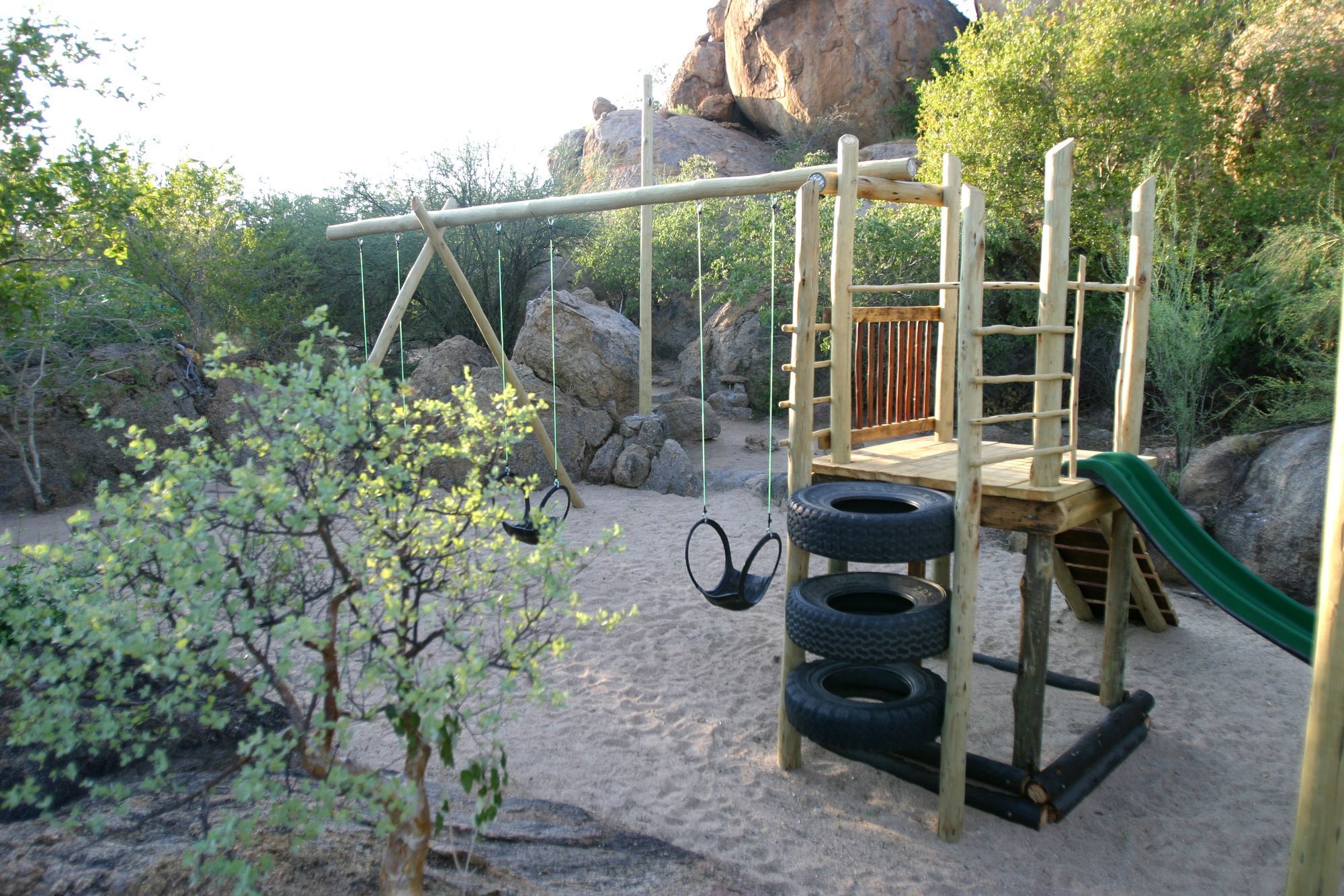 Erongo Wilderness Lodge โอมารูรู ภายนอก รูปภาพ