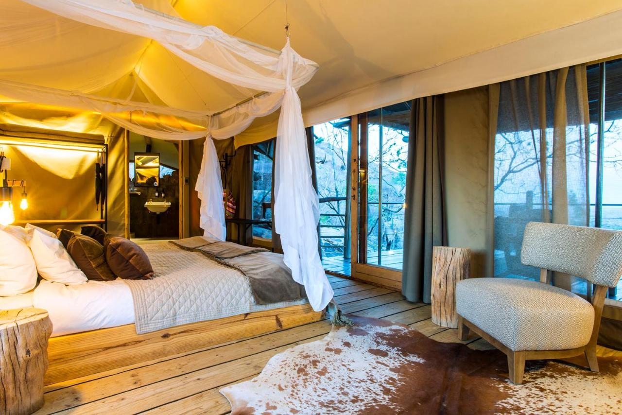 Erongo Wilderness Lodge โอมารูรู ภายนอก รูปภาพ